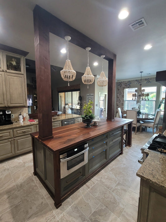 The Ultimate 10-Foot Kitchen Island: Custom Storage & Features You’ll Love